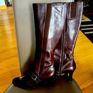Anne Klein Brown Leather knee high boots